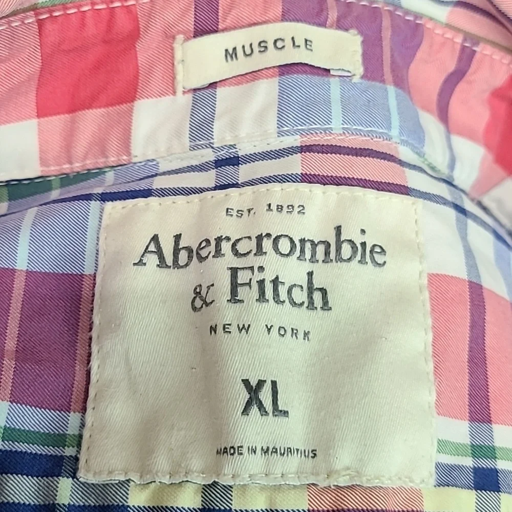 ABERCROMBIE & FITCH Boys Button Down Short Sleeve Red Blue Plaid Shirt - Size XL